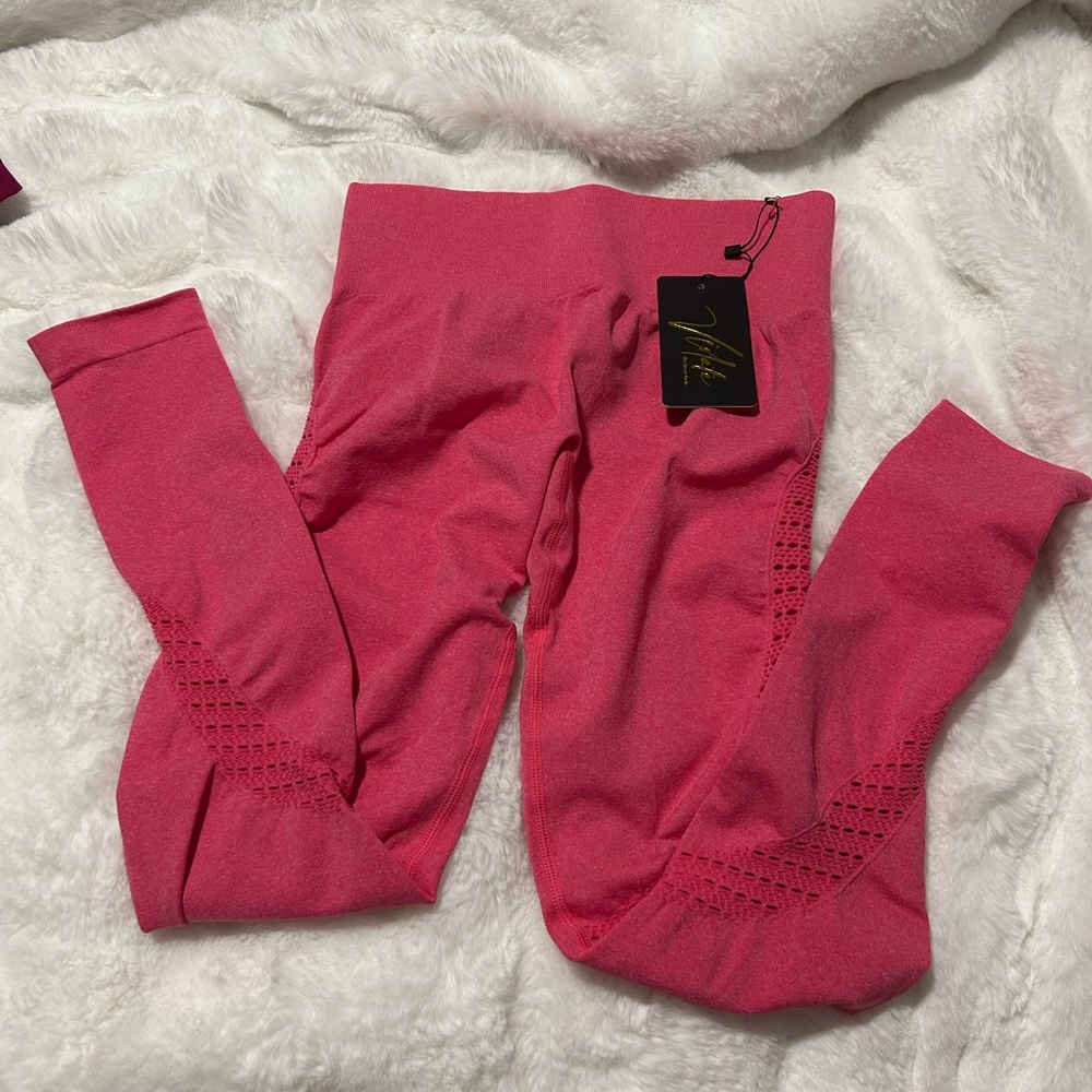 NWT Violate Pink Leggings
